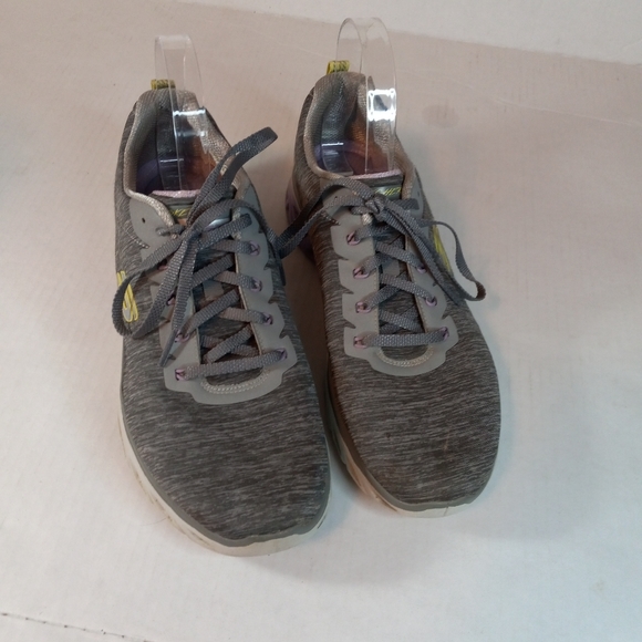 Skechers Womens Glide Step 149323 Gray Running Shoes Sneakers Size 10 - Picture 4 of 8